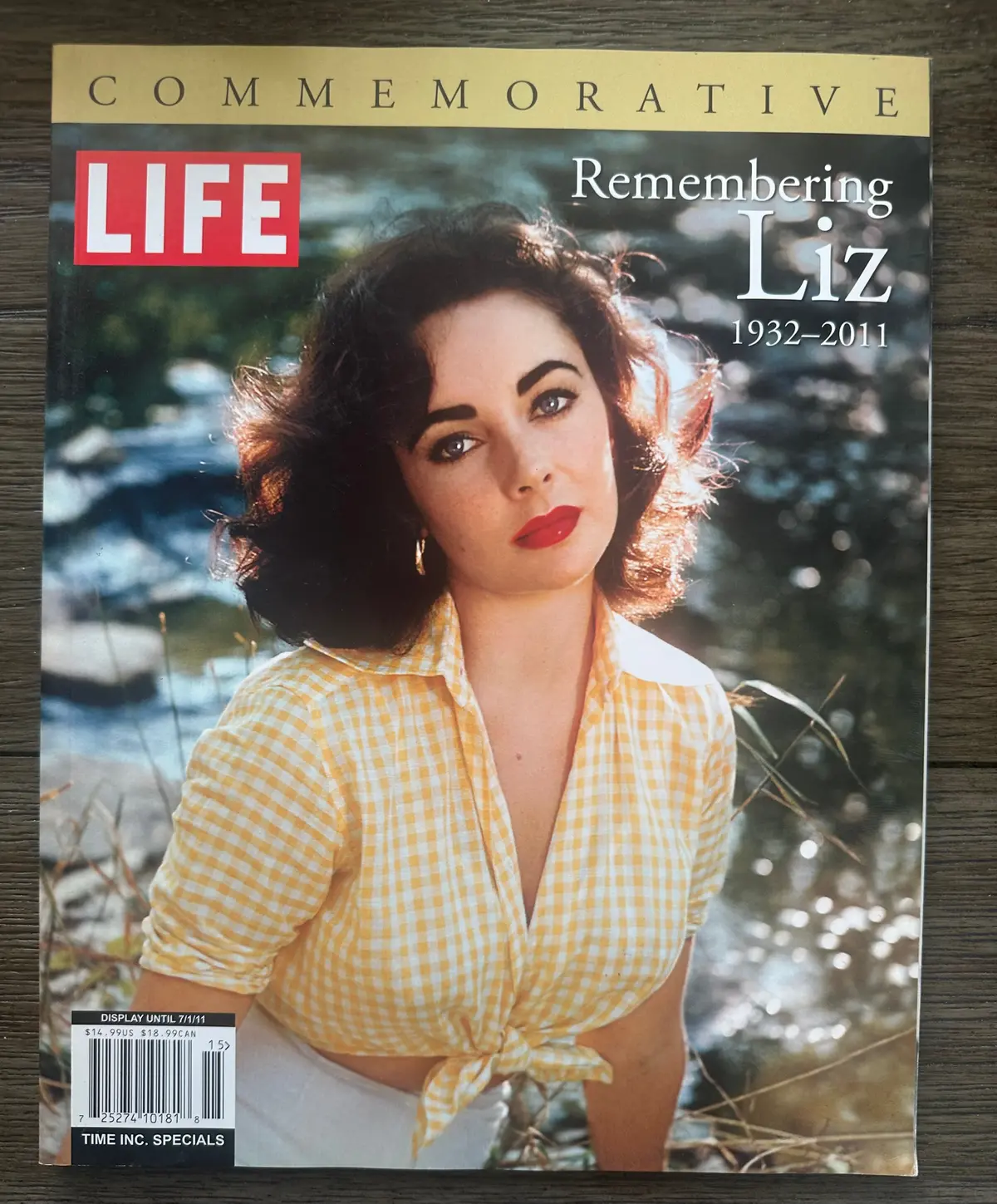Elizabeth Taylor, Life Magazine, Remembering Her Life. Used Like  New. 1