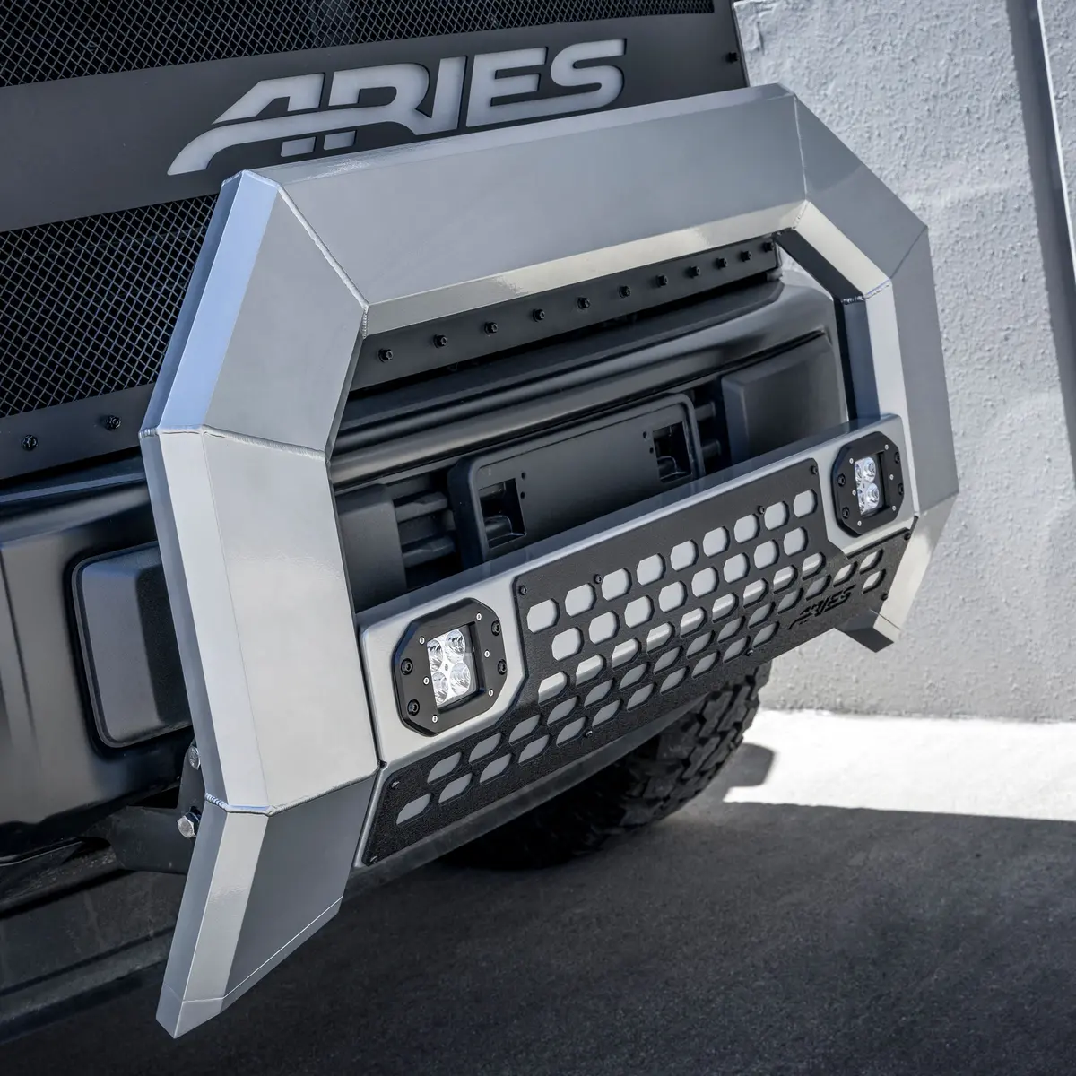 Aries 2153102 Advantedge Chrome Aluminum Truck Bull Bar With Lights For Select Ford F-250, F-350, F-450, F-550 Super Duty 1
