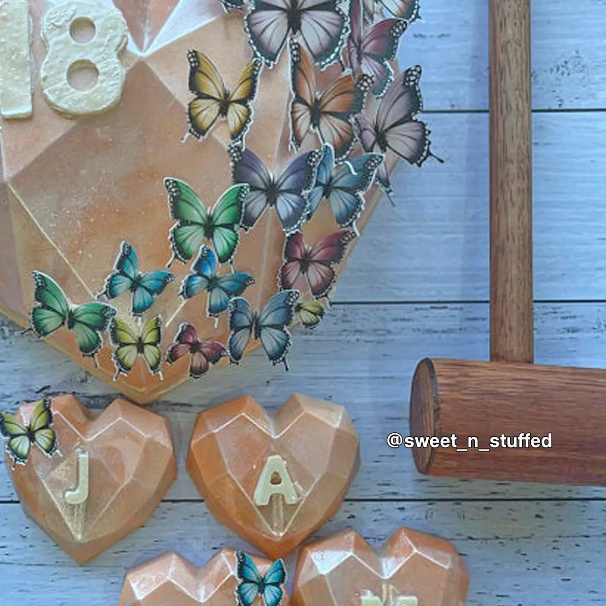 Multicoloured Pre-Cut Edible Wafer Butterflies 1